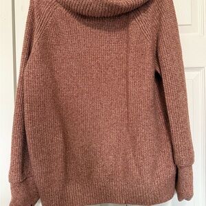 Cozy Women's Sweater in Warm Brown